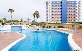 Apto Increible, Acogedor, Luminoso De Ambiente Muy Relajante Con Excelentes Vistas Y Servicios/ Amazing Apt With Sunset Lovely Views